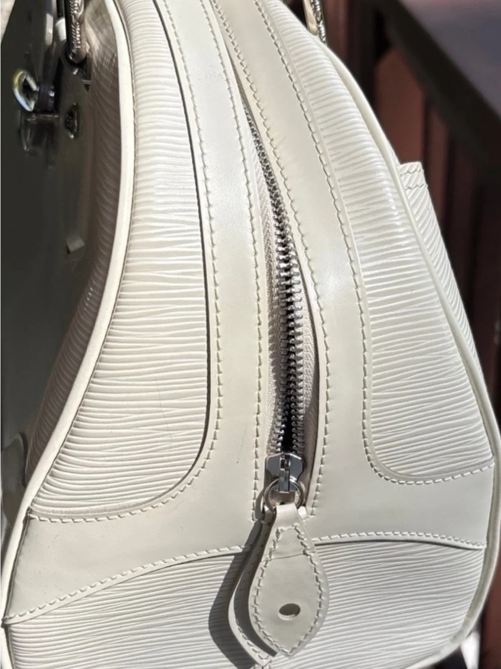 Louis Vuitton chic louis